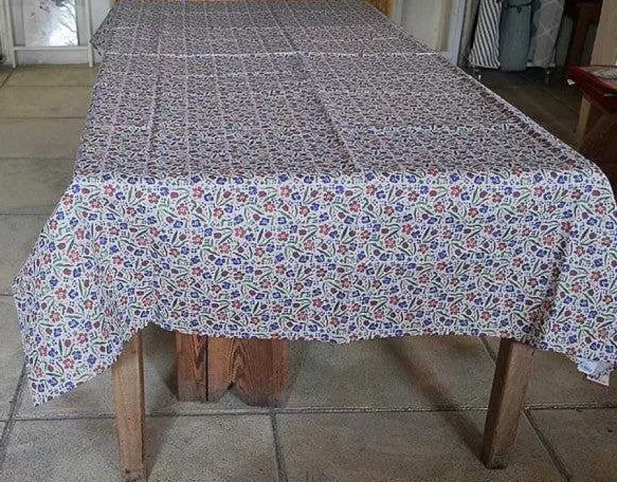 House Warming Gifts<Nicholas Mosse Tablecloth Wild Flower Meadow Linen 55 X 99